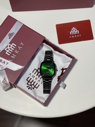 ساعه رجاليه اسود بأخضر