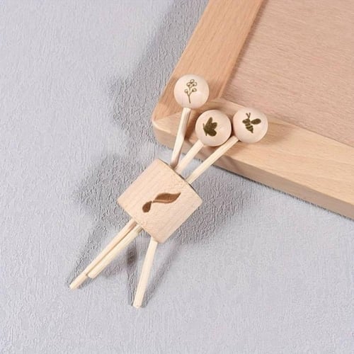 أعواد توزيع معطر + زيت عطري