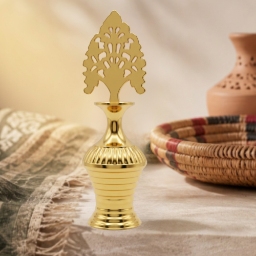 English: Heavy Copper Kohl Pot | Gold | Large Size...