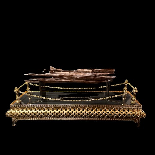 بوكس إهداء فاخر أكريلك قاعدة خشبية مذهبة ( حجم وسط...