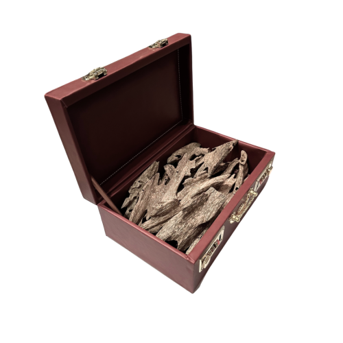 شنطة إهداء VIP فاخر عود فيتنامي كسر طبيعية محسن تر...