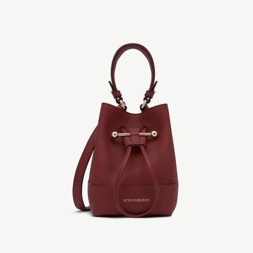 حقيبه مصنوعه من الجلد وسعف النخيل من ستراتبيري