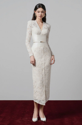 فستان جايا متوسط ​​الطول من الدانتيل والتفتا