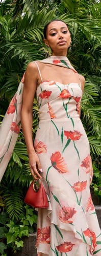 فستان الطويل بطبعة زهور من الشيفون اللامع من ميفاي...