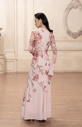 فستان بقصه حوريه البحر باللون الوردي من لالي ديزاي...