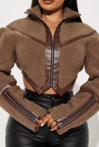 جاكيت من الفرو والجلد من فاشن نوفا