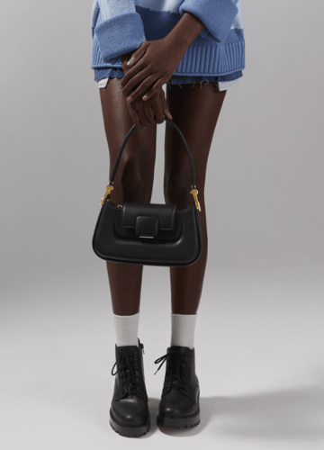 حقيبه ذات مقبض علوي سوداء من تشارلز اند كيث