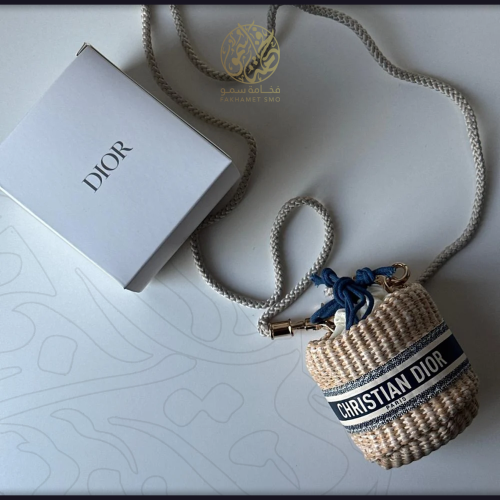 شنطة Dior ميني مع ستراب شامل البوكس والكيس والشريط...