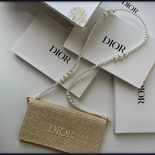 شنطة Dior ب ستراب لولو ( شامل البوكس ) T