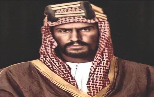 صوره يوم التأسيس تركب على الزجاج الامامي والخلفي