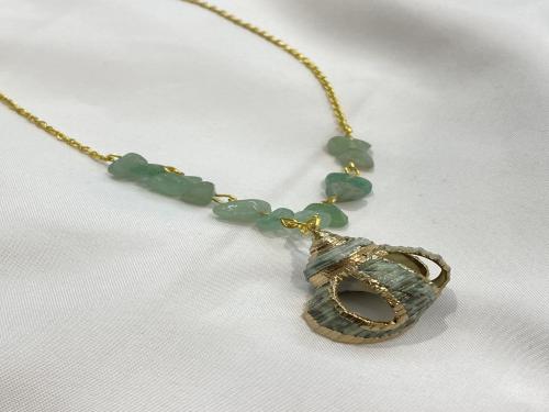 Pearl necklace