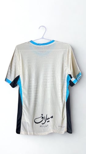 تيشيرت الاتحاد الاحتياطي نسخة اللاعبين 2025/26