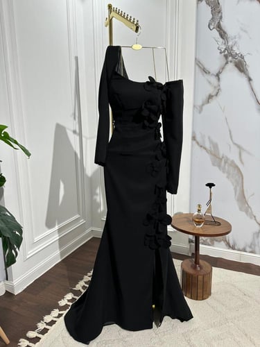 فستان سهرة ورود لون اسود