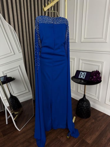 فستان سهرة فخم لون اسود