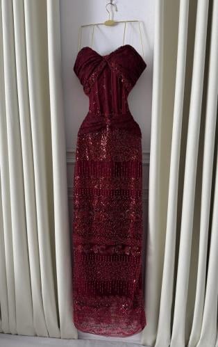 فستان عودي مميز