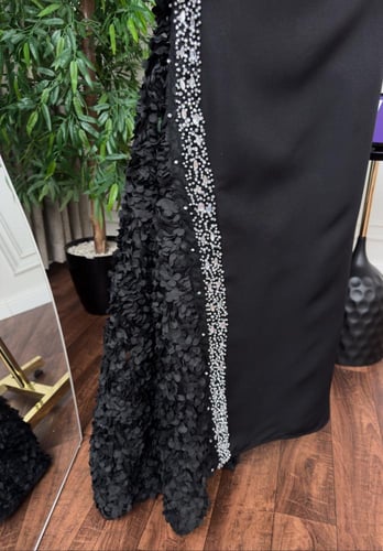 فستان سهره مميز لون اسود