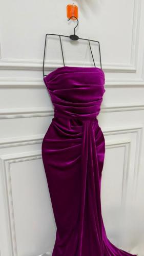 الفستان الاكثر طلباً