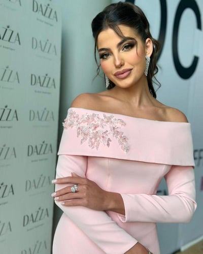 فستان سهرة فخم لون الروز