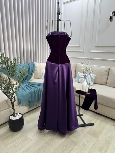 فستان ناعم بلمسة عصرية