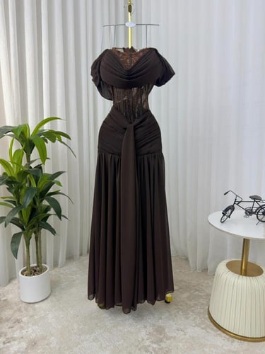 فستان راقي لون بني