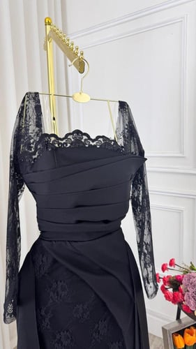 فستان ناعم لون سكري اسود