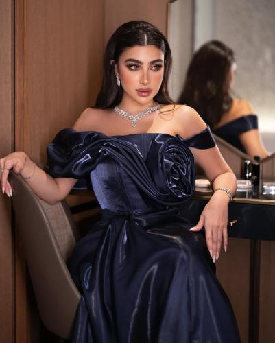 فستان سهره مميز لون كحلي