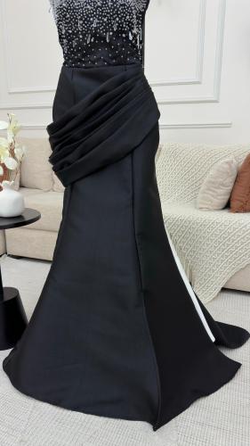 فستان سهرة فخم لون اسود