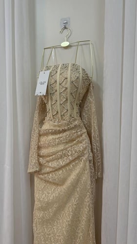 فستان ناعم لون وردي