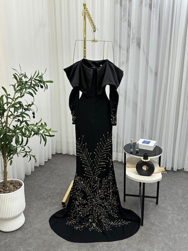 فستان فخم راقي لون اسود