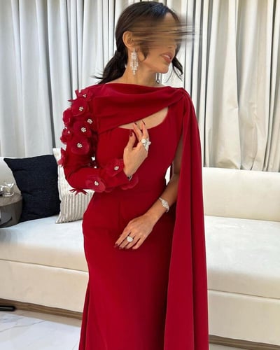 فستان سهرة ناعم لون احمر