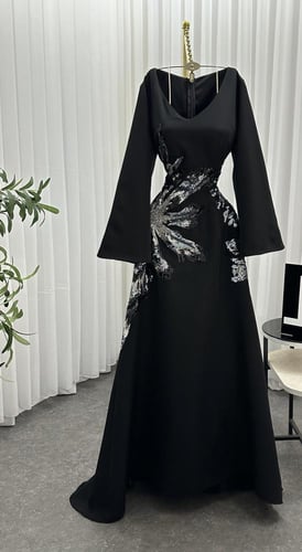 فستان لون اسود راقي