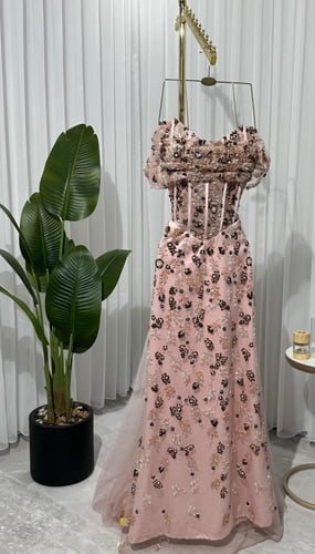 فستان سهره مميز لون لحمي