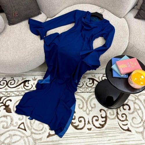 فستان ناعم مميز لون نيلي