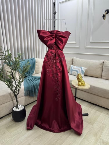 فستان عالم الموضه