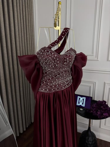 فستان سهره فخم لون عودي