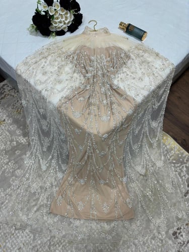 فستان سهره مميز لون بيج