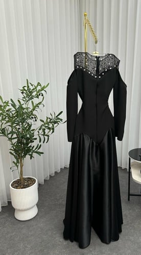 فستان سهره مميز لون اسود