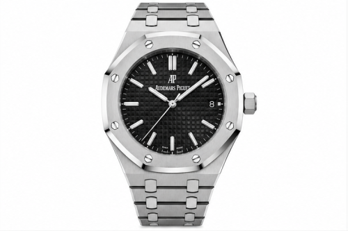ساعة Audemars Piguet Royal Oak – ميناء أسود