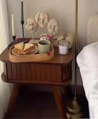 كومدينه كلاسيك بدرج واحد