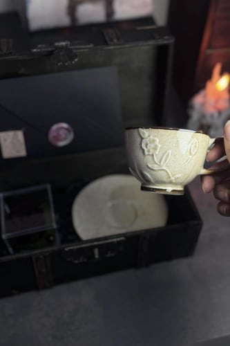 بكج حكايتنا من باريس