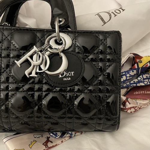 ليدي ديور لامع - اسود