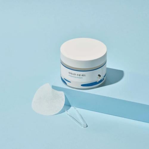 ROUND LAB - Birch Juice Moisturizing Pad تونر بادز...