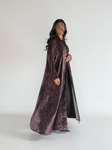 عبايه نسايم كلوش بقماش مخمل مشجر تايقر