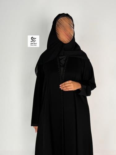 عبايه حنان نص كلوش بتدخيل تطريز ناعم قماش كريب اند...