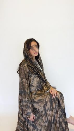 عبايه شغف كلوش مشجره مع الطرحه