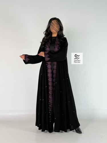 عبايه سحاب دبل كلوش بقماش ملكي بتطريز يدوي ناعم تط...