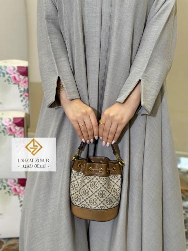 عبايه دبل كلوش بقماش لنن قطني خفيف رمادي فاتح