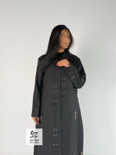 عبايه بليزر رسمي بقماش لنن هندي مطرز اسود