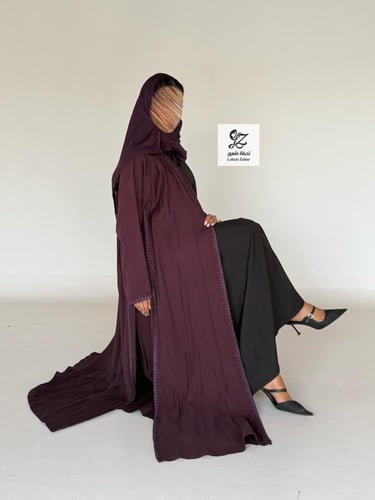 عبايه حور نص كلوش بقماش حرير ياباني بتدخيل تطريز ن...