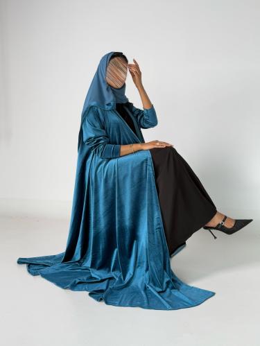 عبايه دبل كلوش بقماش مخمل ايطالي بكم ماسك